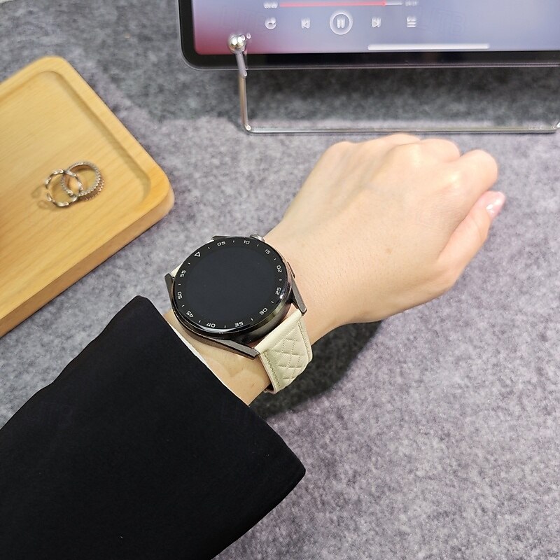 Cinturino per orologio  per Samsung Galaxy Watch 7/6/5/4 40/44mm, Galaxy Watch 5 Pro 45mm, Galaxy Watch 4/6 Classic 42/46/43/47mm, Watch 3, Active 2, Gear S2 Similpelle Sostituzione Cinghia Regolabili del 2025 a $16.99 -P12