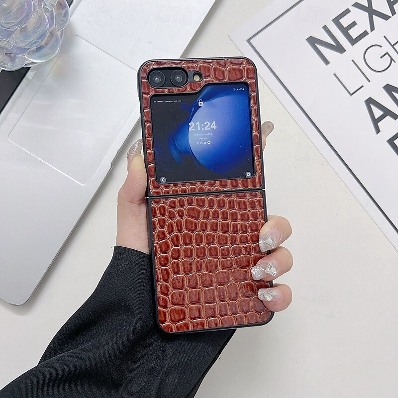 2025年 電話 ケース 用途 Zフリップ6 Z Flip 5 Z Flip 4 Z Flip 3 バックカバー 耐衝撃 レトロ風 TPU PUレザー  コレクション – $14.99 –P16