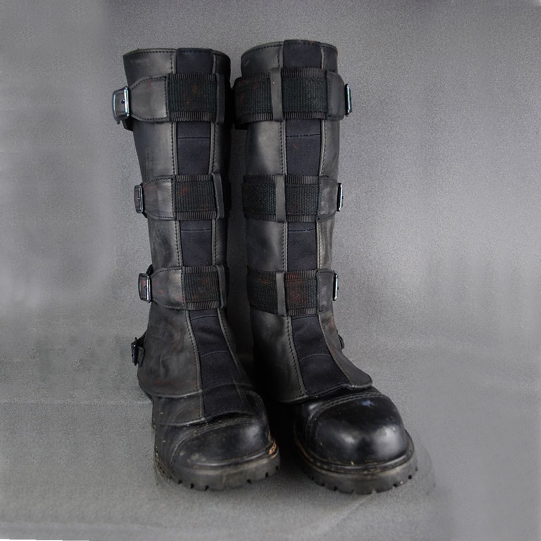 Ρετρό / Βίντατζ Μεσαίωνα Χορός μεταμφιεσμένων Γκέτες Κάλυμμα παπουτσιών Φανταχτερή Φόρεμα Ανδρικά Γιούνισεξ Πειρατής Steampunk Απόκριες Μασκάρεμα Επίδοση Πάρτι Σκηνή Ενηλίκων Κάλυμμα παπουτσιών 2026 - $16.49 –P4