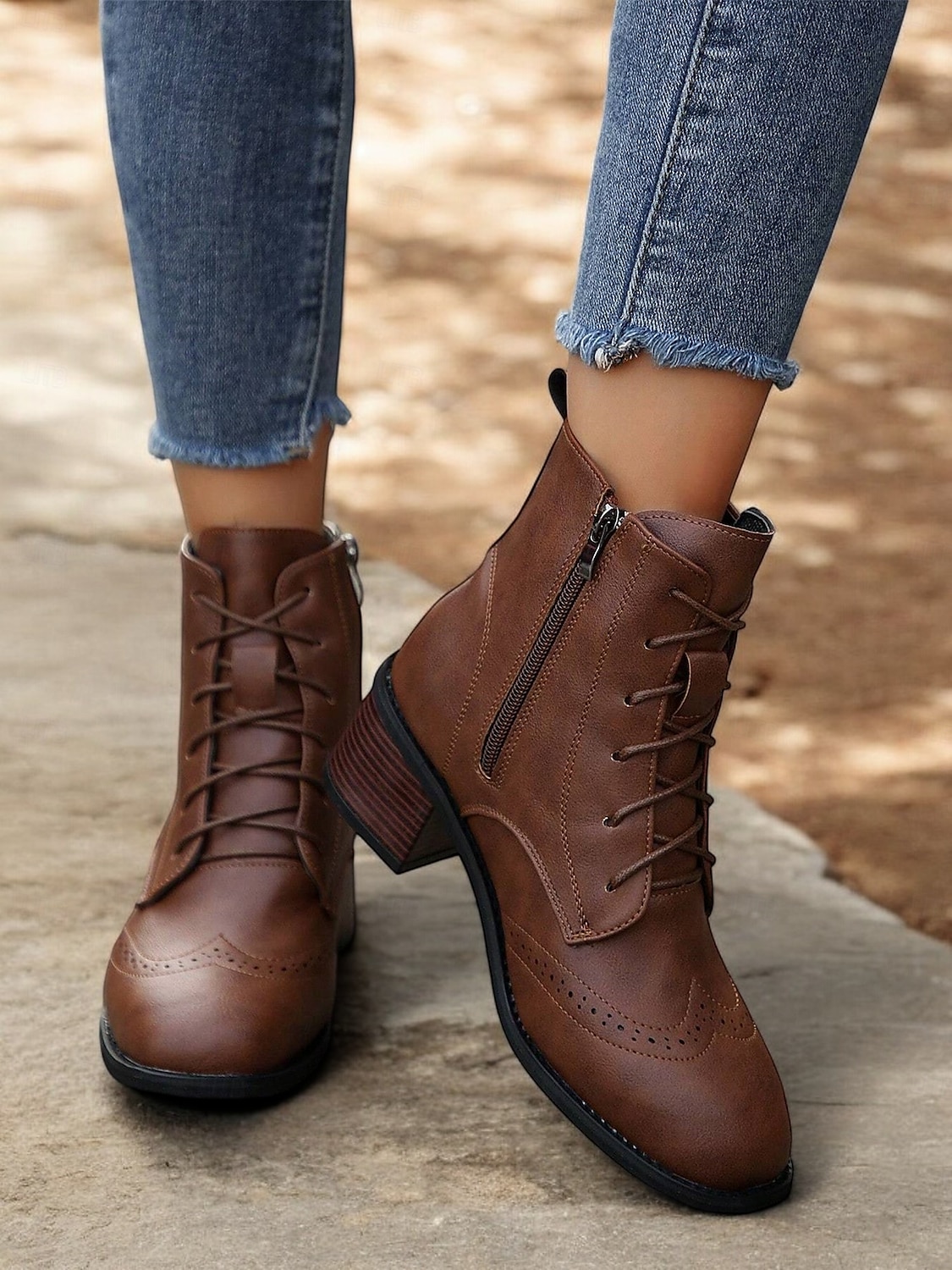 Per donna Stivaletti Scarpe Bullock Stivali con tacco Giornaliero In pile Stivaletti Stivaletti Quadrato Punta tonda Vintage Informale Similpelle Cerniera Marrone scuro Nero del 2025 a $42.99 –P4