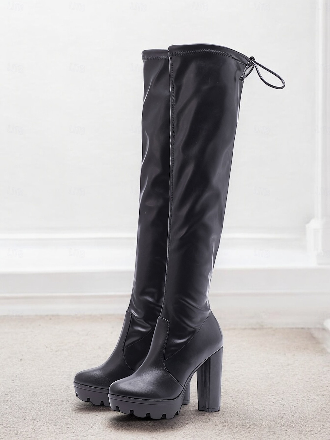 botas plataforma femininas acima do joelho com salto alto grosso e fecho de cordão, estilo sexy na altura da coxa para baladas e festas de 2025 por $64.99 –P1