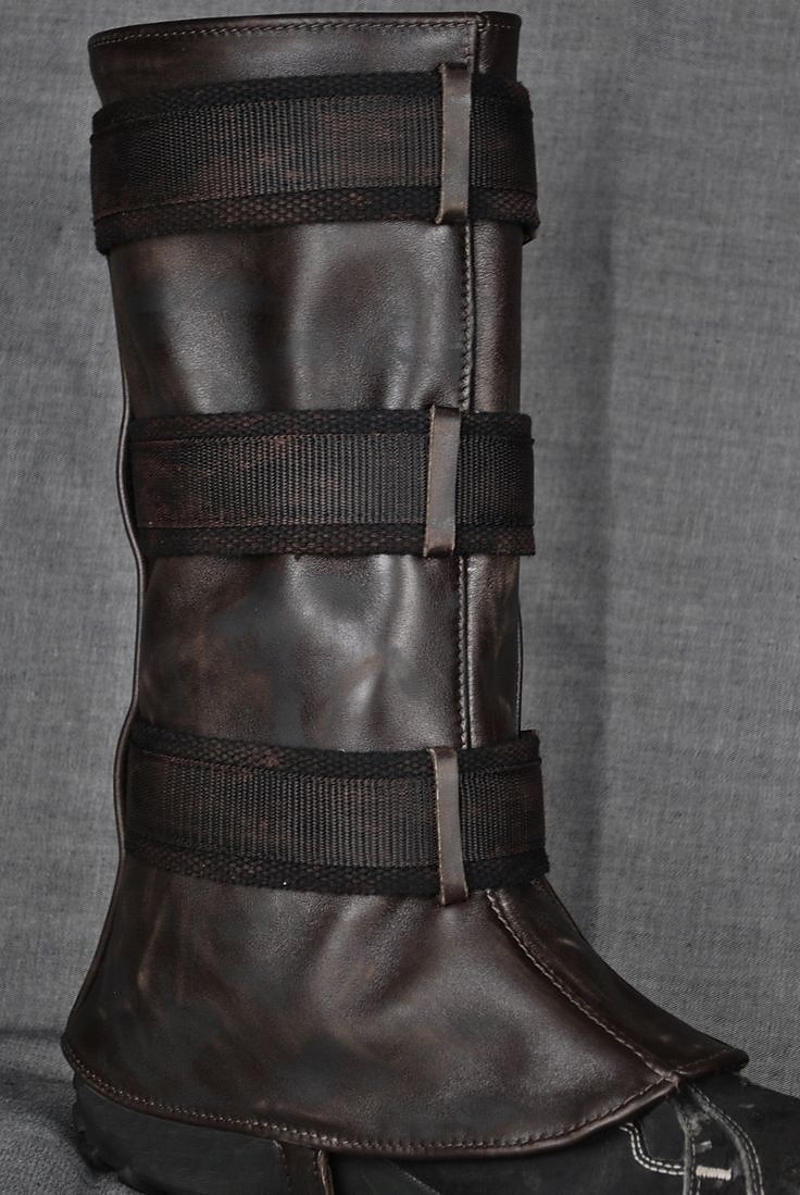 Ρετρό / Βίντατζ Μεσαίωνα Χορός μεταμφιεσμένων Γκέτες Κάλυμμα παπουτσιών Φανταχτερή Φόρεμα Ανδρικά Γιούνισεξ Πειρατής Steampunk Απόκριες Μασκάρεμα Επίδοση Πάρτι Σκηνή Ενηλίκων Κάλυμμα παπουτσιών 2026 - $16.49 –P8