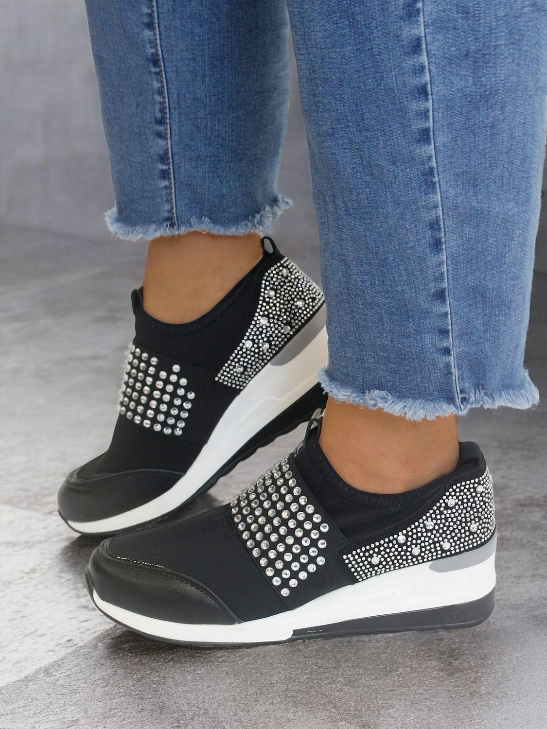 rhinestone slip-on plattformsneakers for kvinner – stilige fritidssko med piggpynt og komfortabel kilehæl 2025 - $42.99 –P2