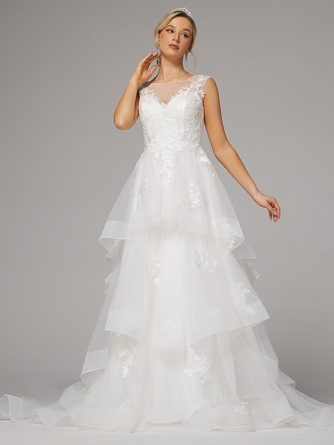 Vestidos de Casamento Casamento na Praia A-Line Gola Ilusão Sem Mangas Comprimento do Chão Cauda de Corte Vestidos de Noiva de Renda com Aplicações de Bordado de 2025 por $258.99 –P1