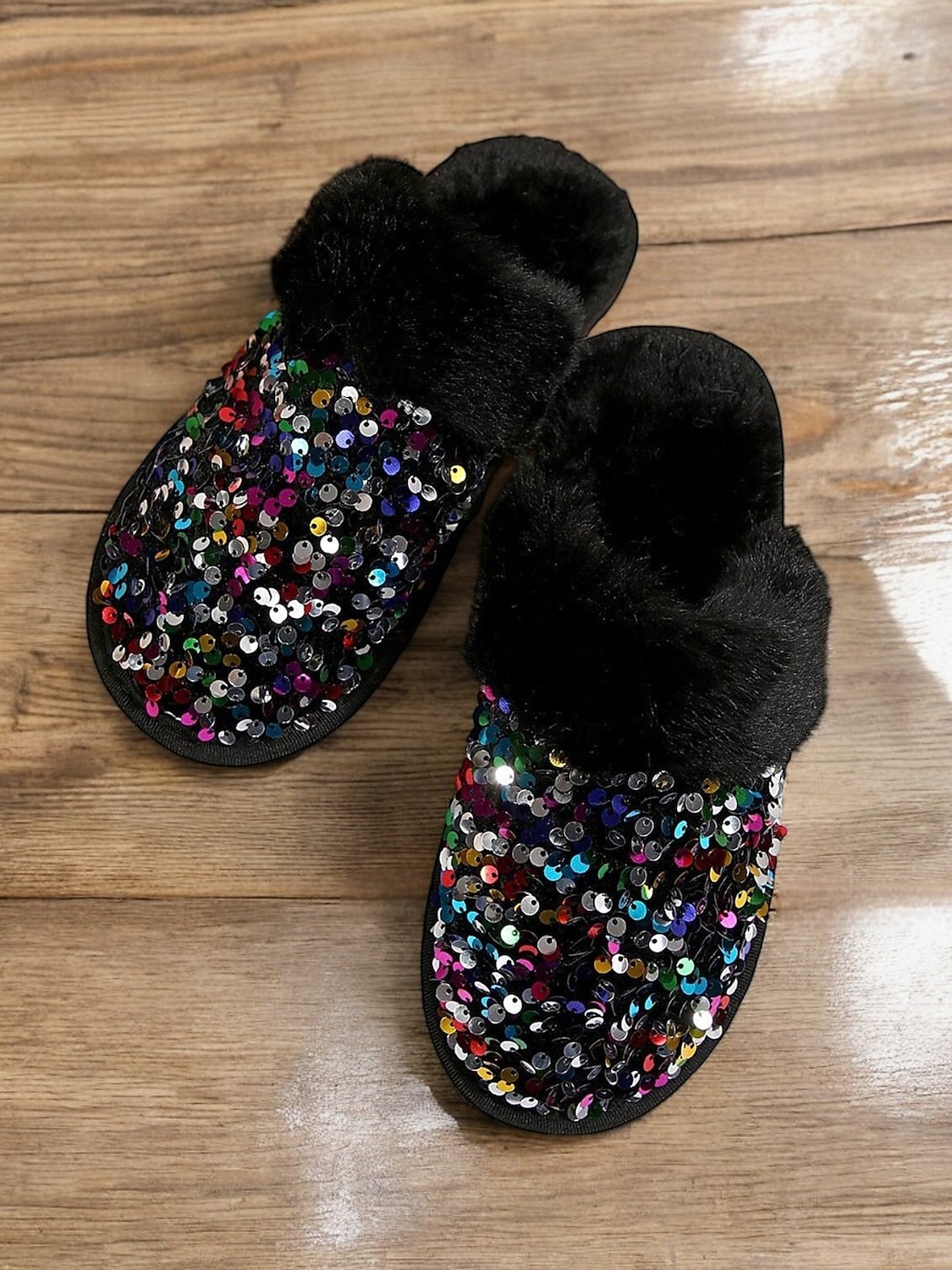 Schwarze, mit Pailletten und Fell gefütterte Damen-Hausschuhe mit mehrfarbigem Glitzer und bequemer Sohle – ideal für Luxus und Wärme in Innenräumen 2025 - $19.99 –P7