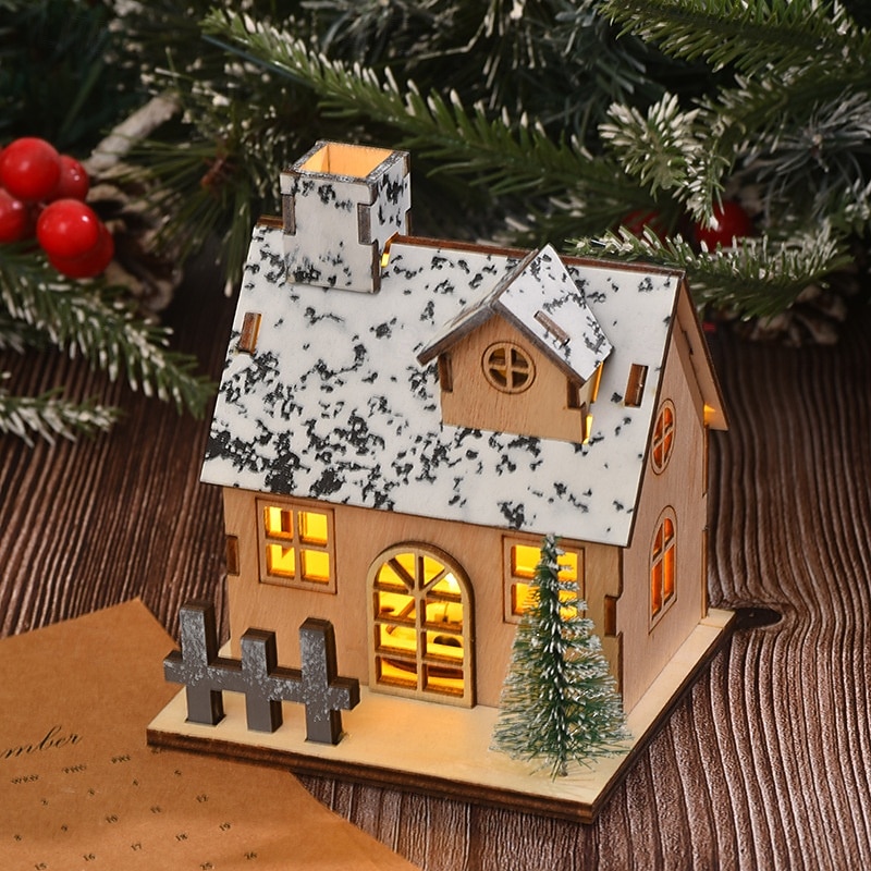 Christmas Wooden House Ornament Light, LED Desktop Decoration Christmas Holiday Table Decorations 2025 - CAD $8.99 –P8