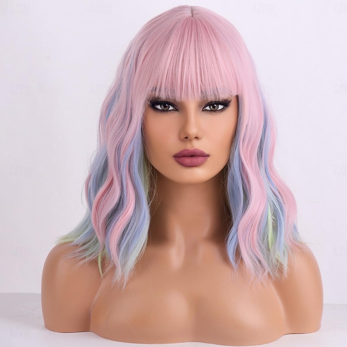 باروكة شعر قصيرة مجعدة ومتموجة مع غرة باروكة شعر للنساء والفتيات باروكة شعر صناعي مقاوم للحرارة باروكة شعر للاستخدام اليومي باروكة تنكرية مع غطاء باروكة 2025 - $17.99 –P1