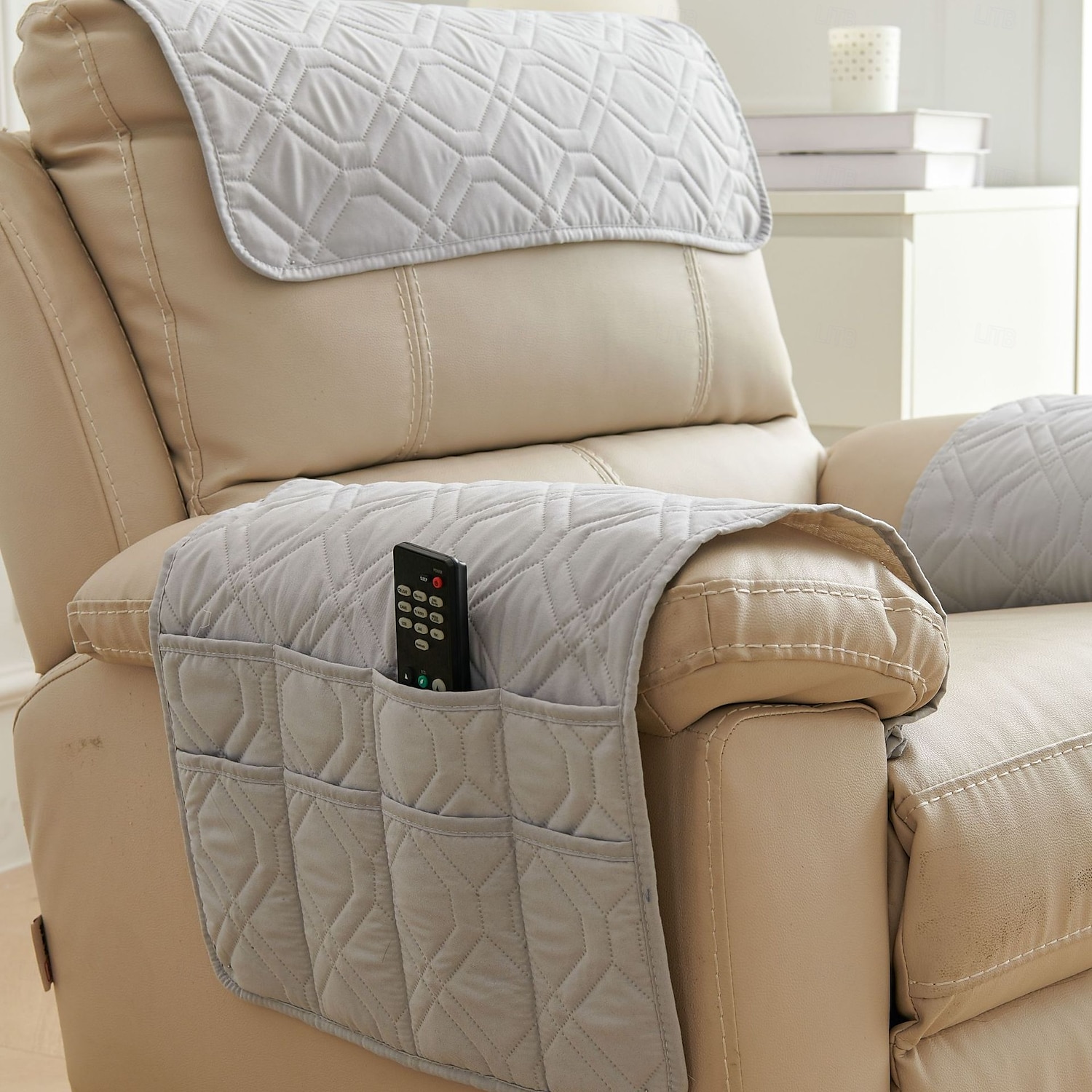 Housse d'accoudoir extensible et durable, housse de protection parfaite pour protéger et rafraîchir les accoudoirs d'un canapé, d'un canapé ou d'une chaise, ajoute du confort et prolonge la durée de de 2025 ? $47.99 –P6