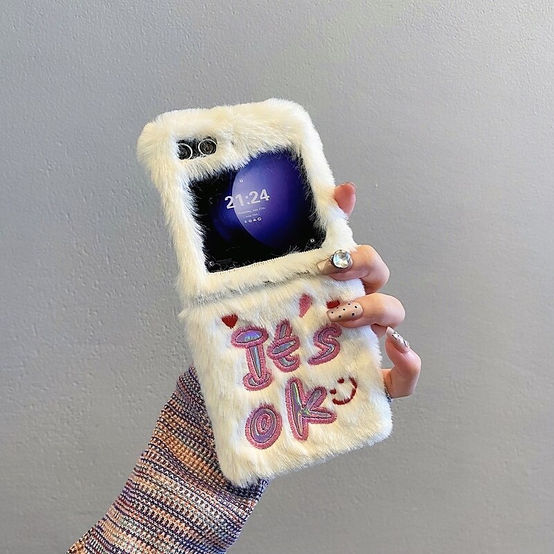 Phone Case For Z Flip 7 Z Flip 6 Z Flip 5 Z Flip 4 Z Flip 3 Back Cover Shockproof Retro Plush 2025 - $18.99 –P4