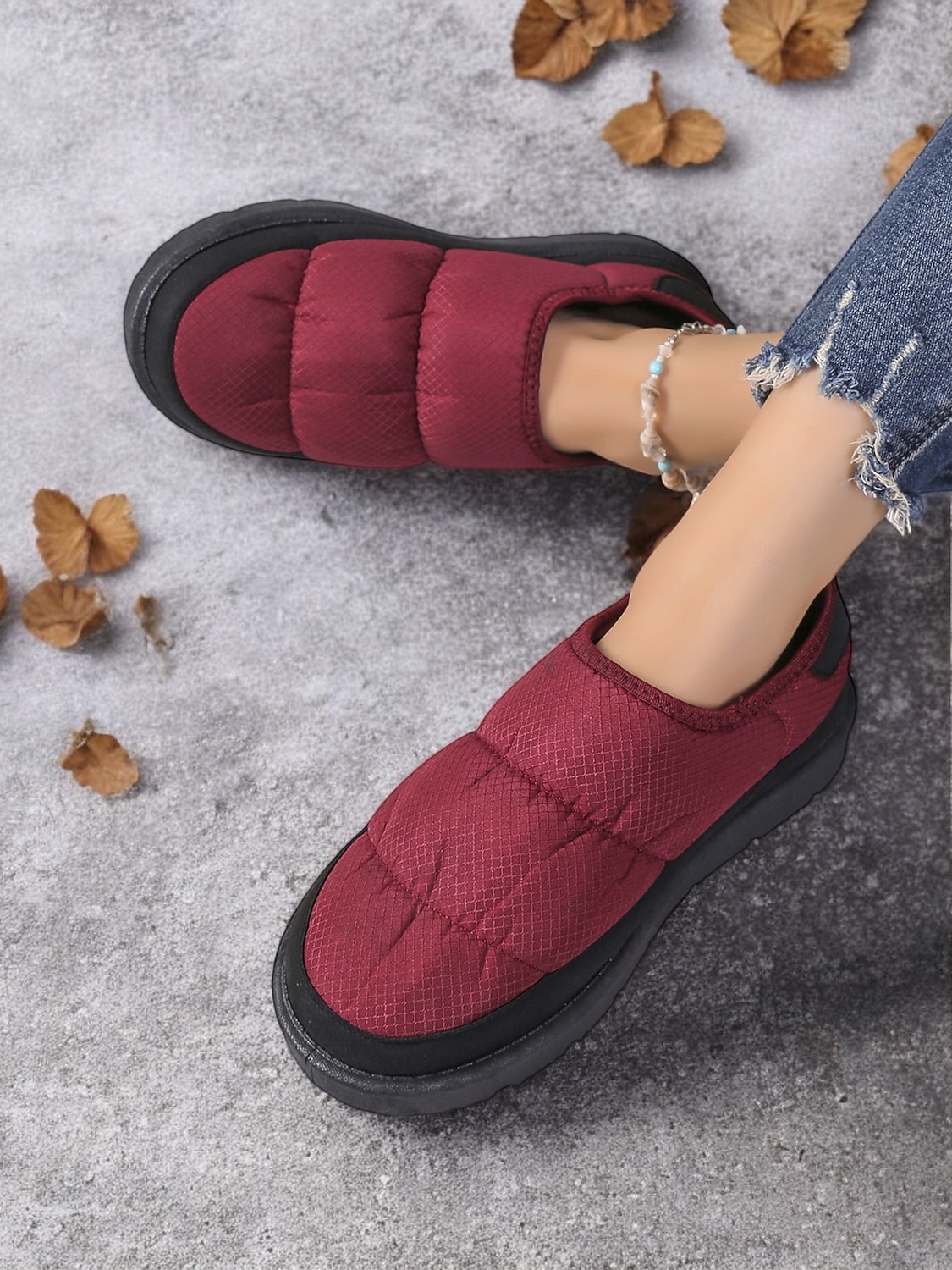 pantoufles d'hiver matelassées rouges pour femmes avec semelle antidérapante – chaussures chaudes d'intérieur et d'extérieur à enfiler pour temps froid de 2026 ? $19.99 –P2