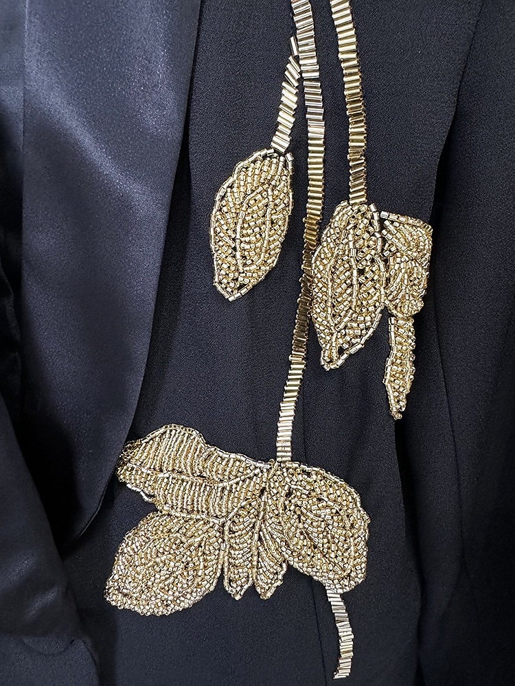Tuxedo noir et blanc Tuxedo deux pièces Mère de la mariée pantalon blazer costumes vintage formel mariage manches longues col haut avec paillettes et franges de 2025 ? $179.99 –P3