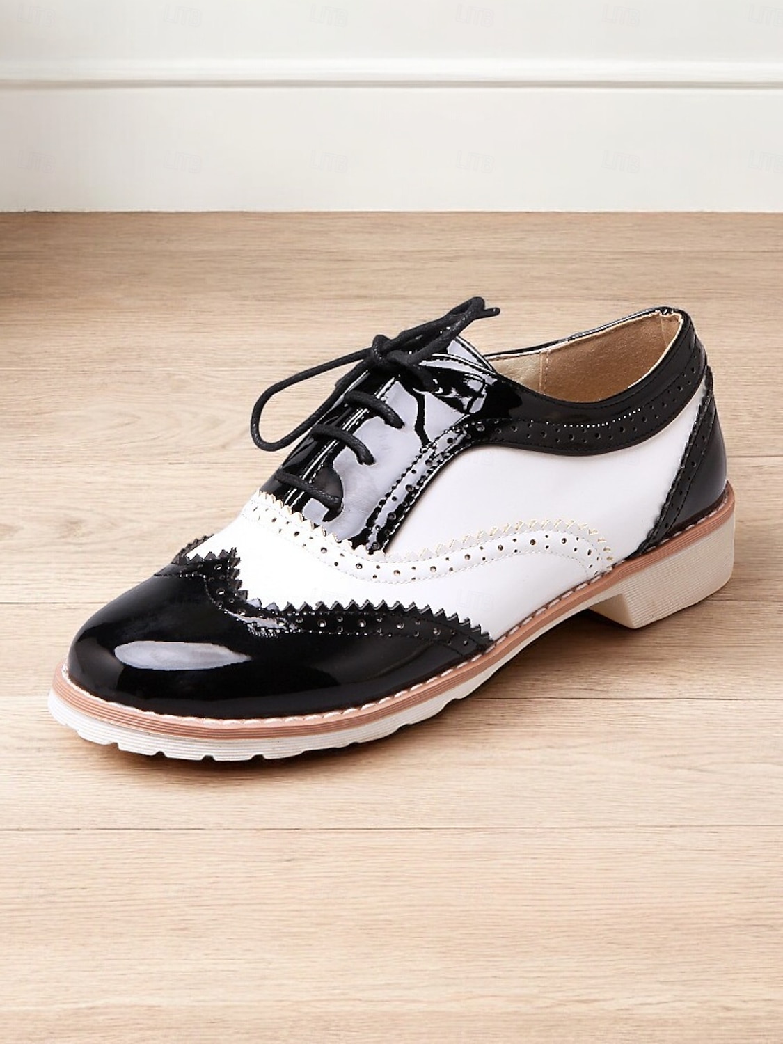 Women's Beige and White Oxford Brogue Shoes - Vintage Lace-Up Low Heel Casual Shoes for Everyday Wear 2025 - $42.99 –P1