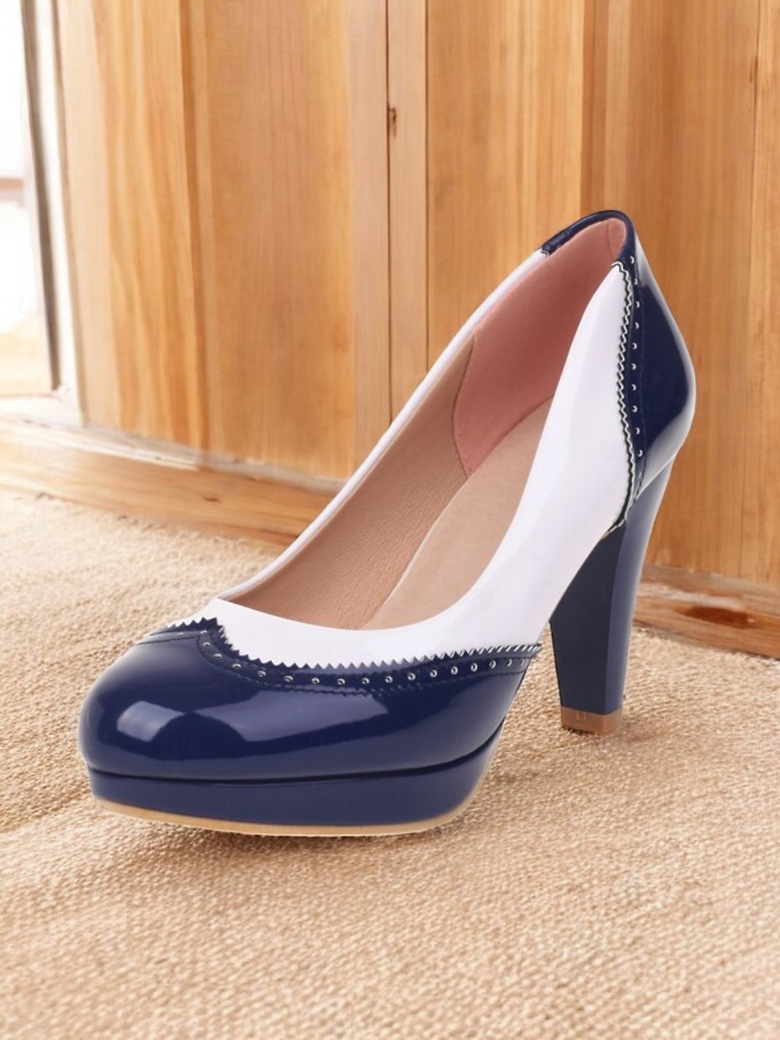 női vintage stílusú fekete-fehér magassarkú pumpák brogue részletekkel, elegáns ruhacipő hivatalos alkalmakra 2025 - $54.99 –P2