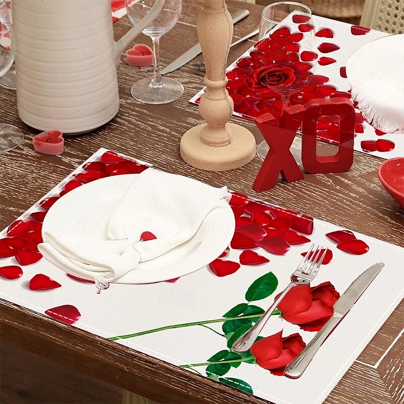 Valentijnsdag placemats set van 4 romantische en decoratieve placemats met hart- of rozenpatronen duurzaam en hittebestendig perfect om een vleugje liefde toe te voegen aan uw eettafeldecoratie 2025 - $12.99 -P4