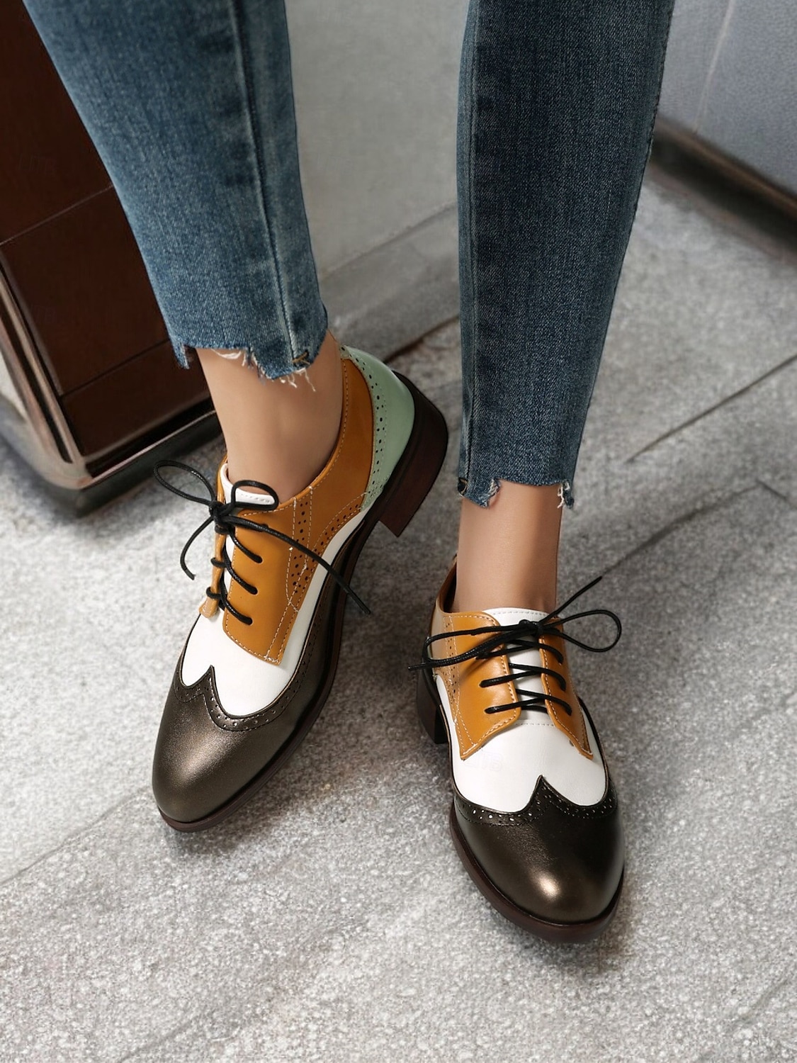 scarpe oxford brogue multicolor da donna con motivo a chevron e pannelli in similpelle a contrasto – ballerine stringate di ispirazione vintage del 2025 a $46.99 –P1