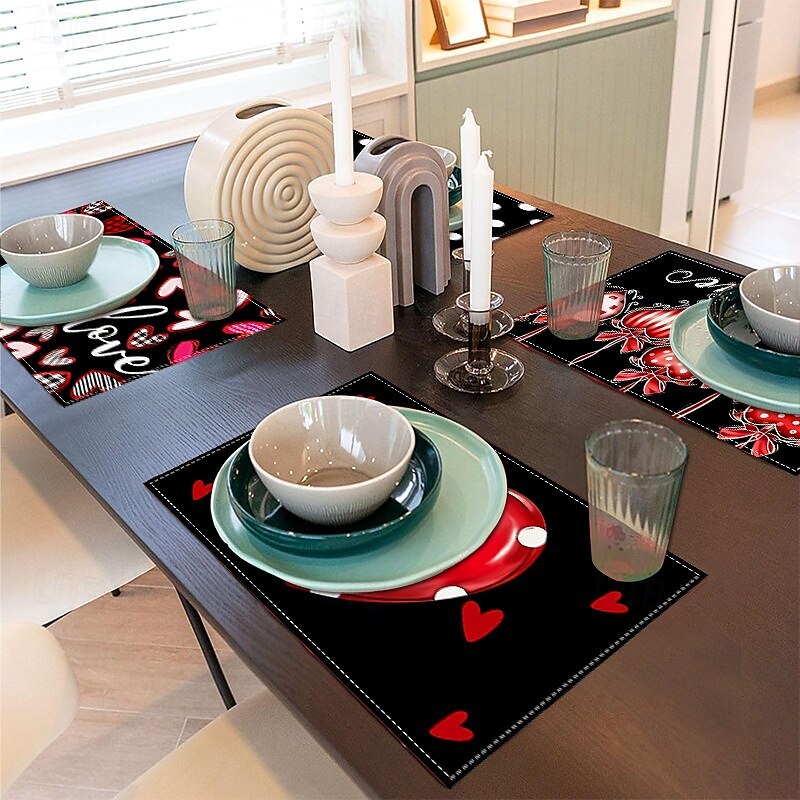 set di 4 tovagliette per San Valentino romantiche e decorative con motivi a forma di cuore o rosa resistenti e resistenti al calore perfette per aggiungere un tocco d'amore all'arredamento della tua del 2025 a $14.49 –P4