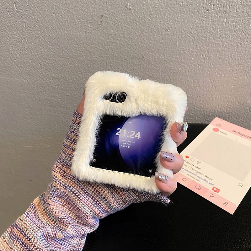 Phone Case For Z Flip 7 Z Flip 6 Z Flip 5 Z Flip 4 Z Flip 3 Back Cover Shockproof Retro Plush 2025 - $18.99 –P7