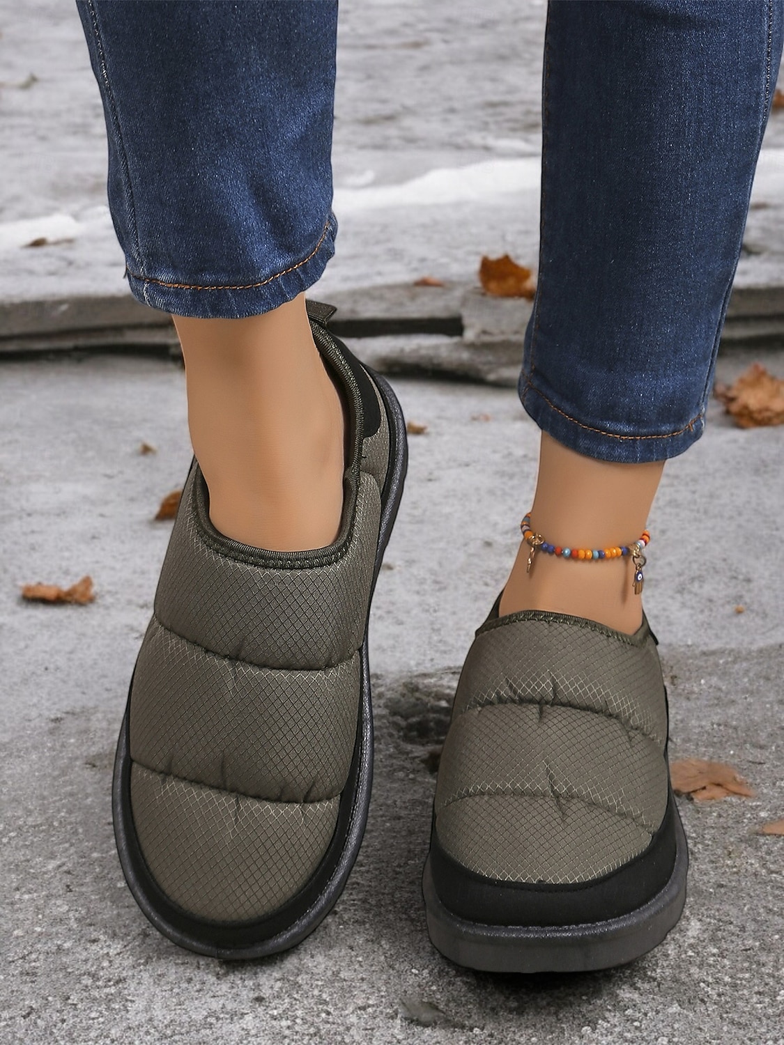 pantoufles d'hiver matelassées rouges pour femmes avec semelle antidérapante – chaussures chaudes d'intérieur et d'extérieur à enfiler pour temps froid de 2026 ? $19.99 –P6