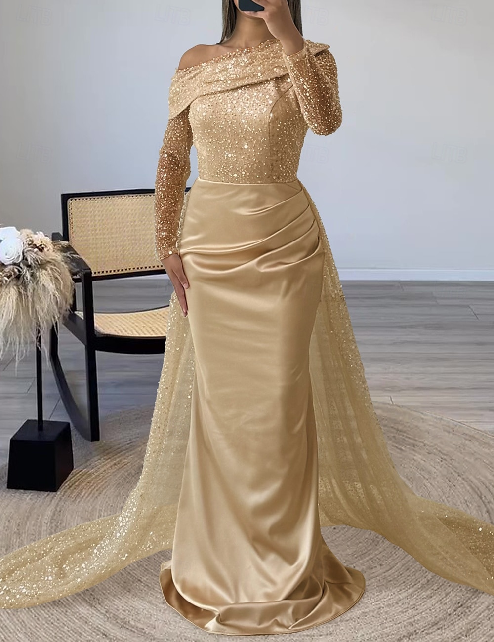 Abito da sera sagomato abito elegante formale strascico  spazzola maniche lunghe scollatura illusoria champagne madre della sposa abito in raso con perle sovraspettacolo del 2025 a $221.99 –P2