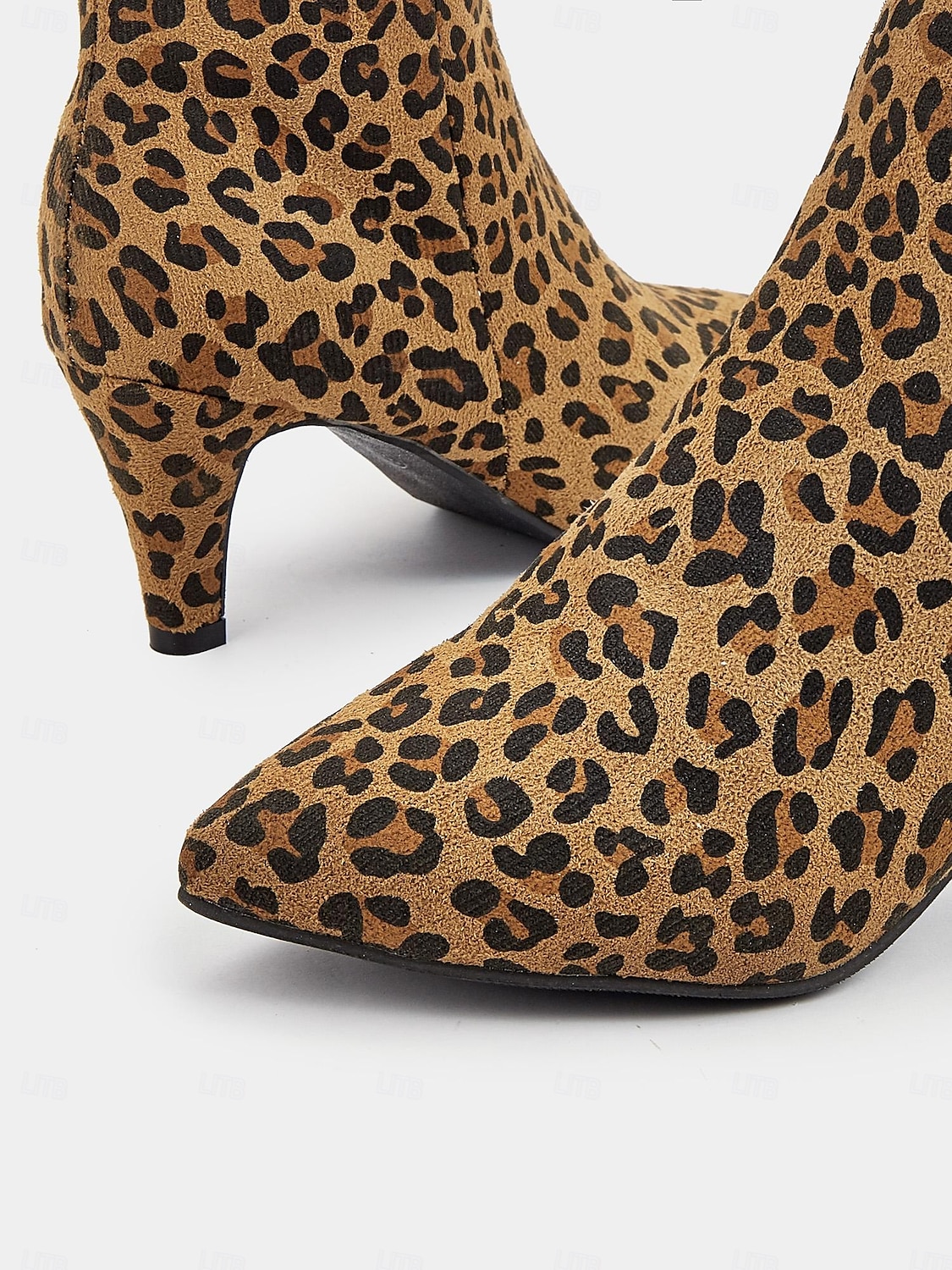 dámské kotníkové boty s leopardím vzorem se špičatou špičkou a jehlovým podpatkem - trendy botičky se zvířecím vzorem na podzim a zimu 2025 - $32.99 –P6