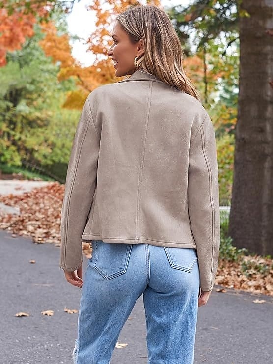 Femme Veste décontractée Chaud Confortable Zippé Décontractées Minimalisme Couleur unie Casual Quotidien fermeture Éclair Revers Standard manche longue Vêtements d'extérieur Noir Chameau Marron Hiver de 2025 ? $41.99 –P14
