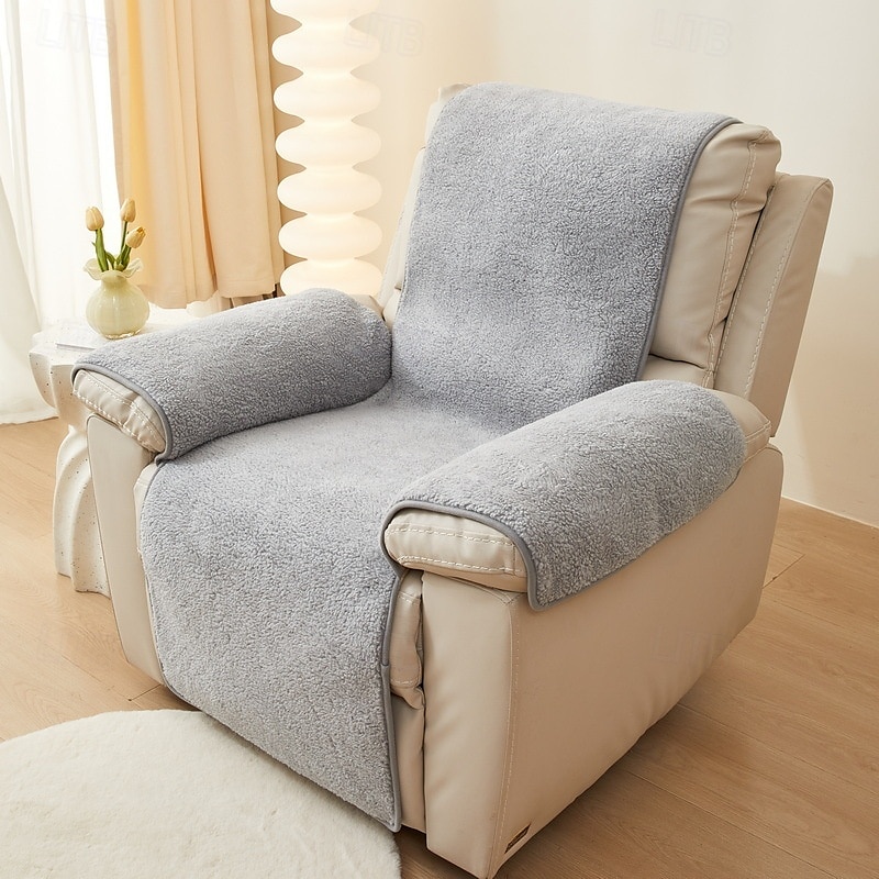 Housse de fauteuil inclinable en polaire, douce et confortable, parfaite pour protéger et rafraîchir votre fauteuil inclinable, ajoute confort et chaleur à votre salon ou à votre décoration de cinéma de 2025 ? $51.99 –P8