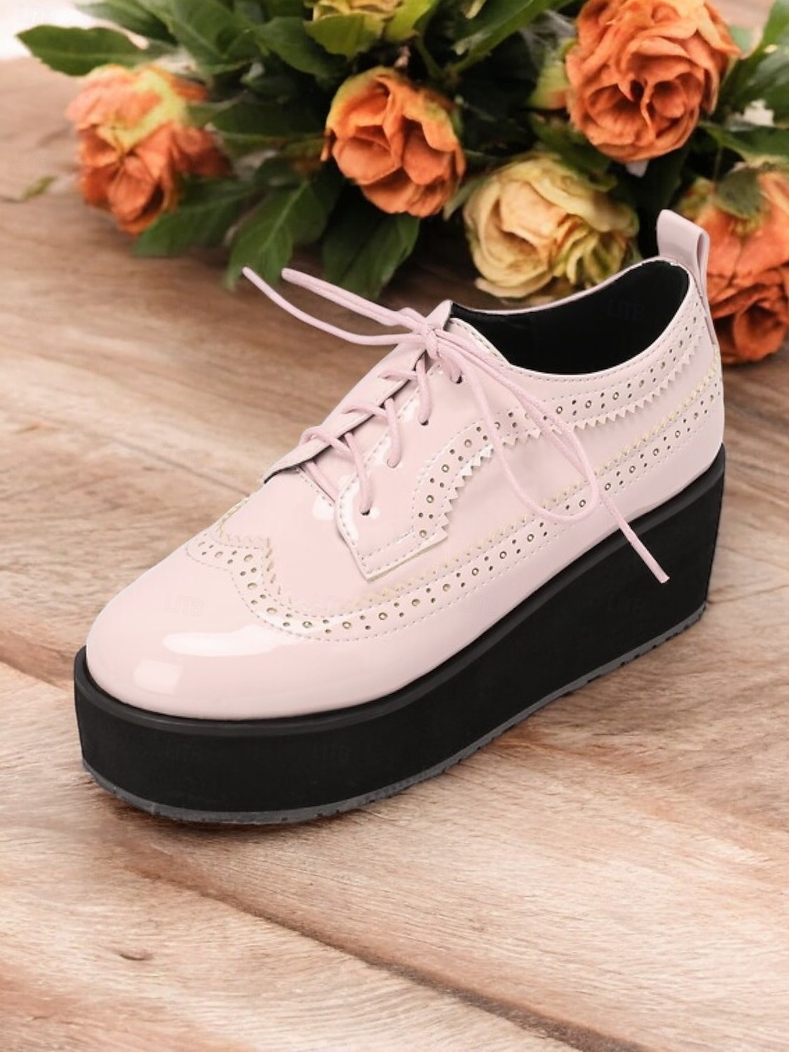 schwarz-weiße Damen-Brogue-Oxfords mit Plateausohle – Schnürschuhe aus Vintage-Lackleder mit dicker Sohle 2025 - $54.99 –P4