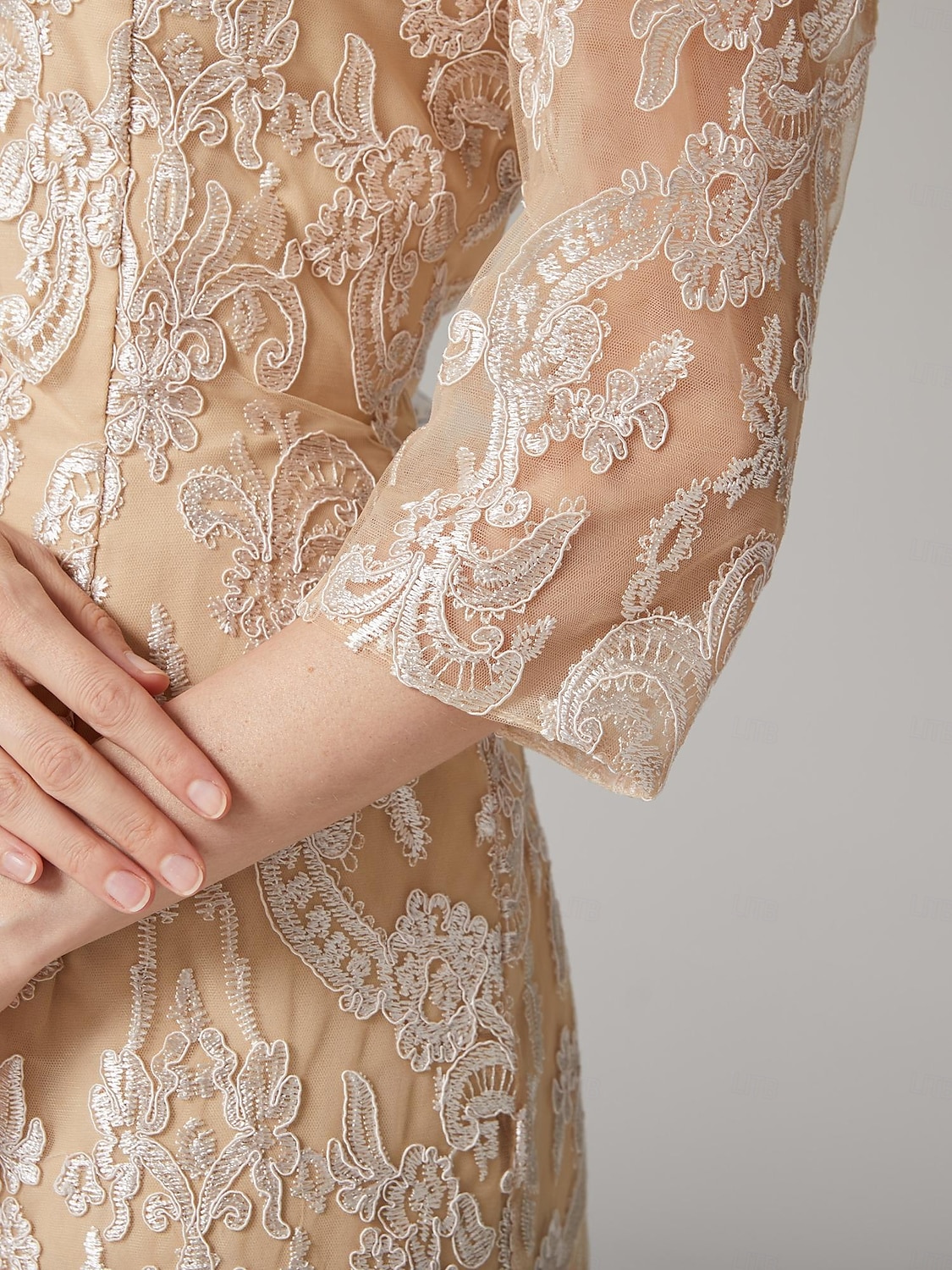 Abito a Due Pezzi Mother of the Bride Elegante Collo Gioiello Lunghezza al Ginocchio in Chiffon pizzo Maniche a Tre Quarti Inclusa la Giacca con Applicazioni in Perline Abito per la Giornata delle del 2025 a $192.99 –P7