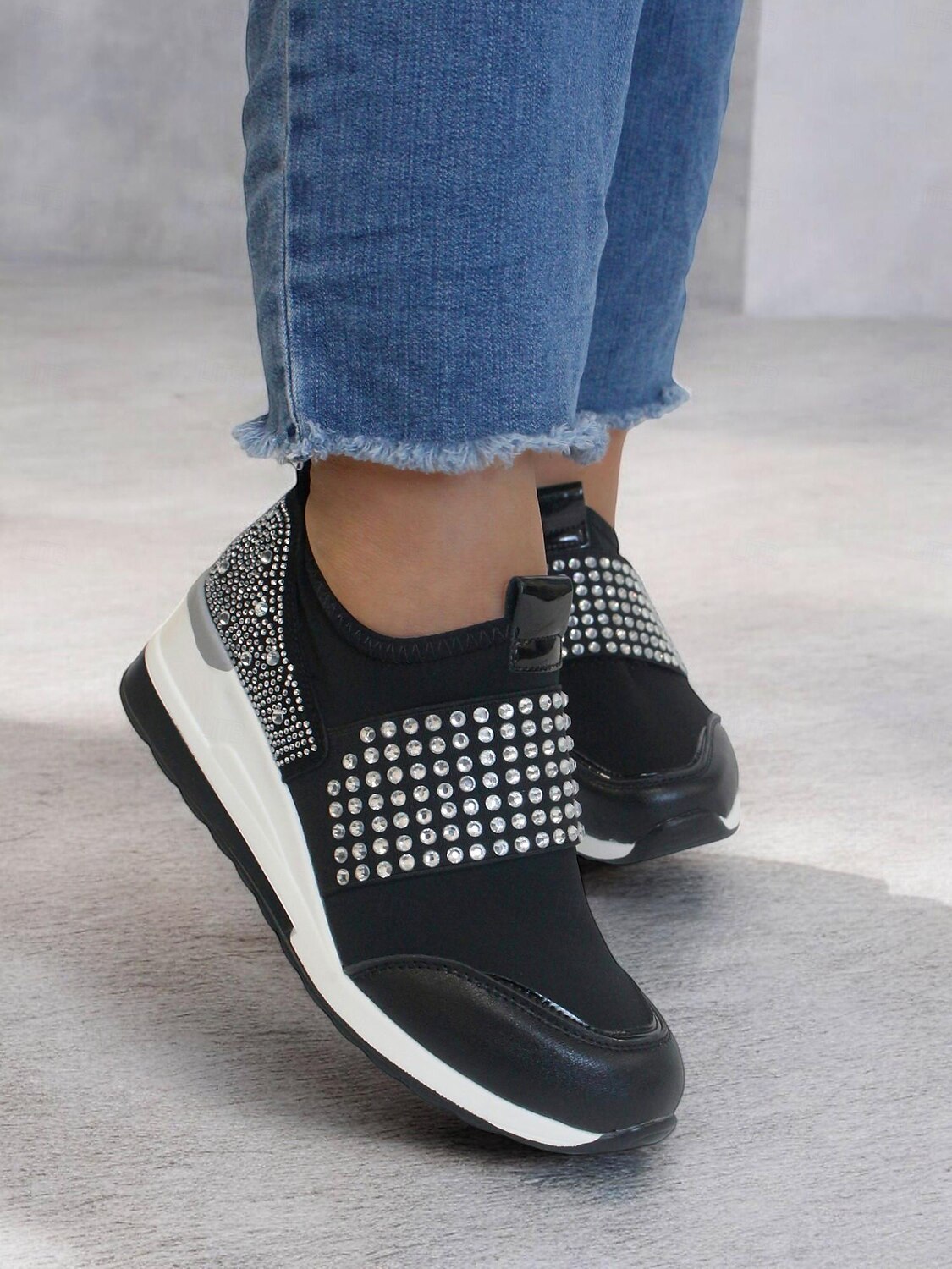 rhinestone slip-on plattformsneakers for kvinner – stilige fritidssko med piggpynt og komfortabel kilehæl 2025 - $42.99 –P3