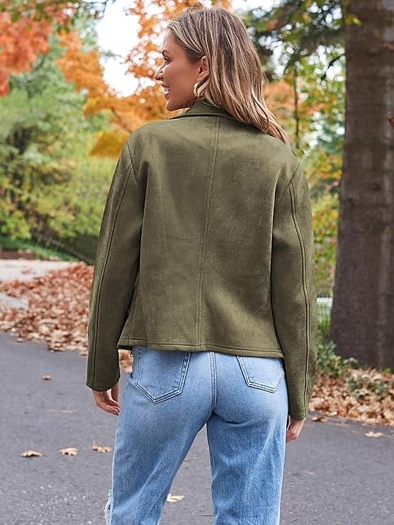 Femme Veste décontractée Chaud Confortable Zippé Décontractées Minimalisme Couleur unie Casual Quotidien fermeture Éclair Revers Standard manche longue Vêtements d'extérieur Noir Chameau Marron Hiver de 2025 ? $41.99 –P10