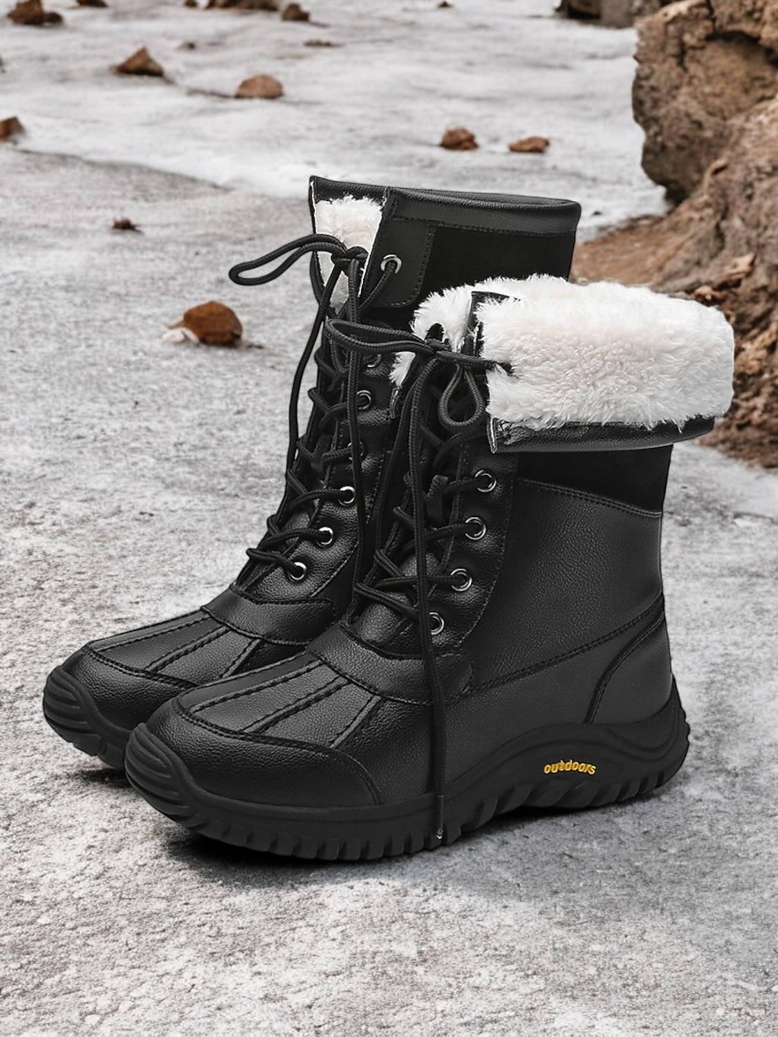 bottes de neige à lacets d'hiver pour femmes - bottes isolées imperméables doublées de fausse fourrure pour les aventures en plein air de 2025 ? $59.99 –P12