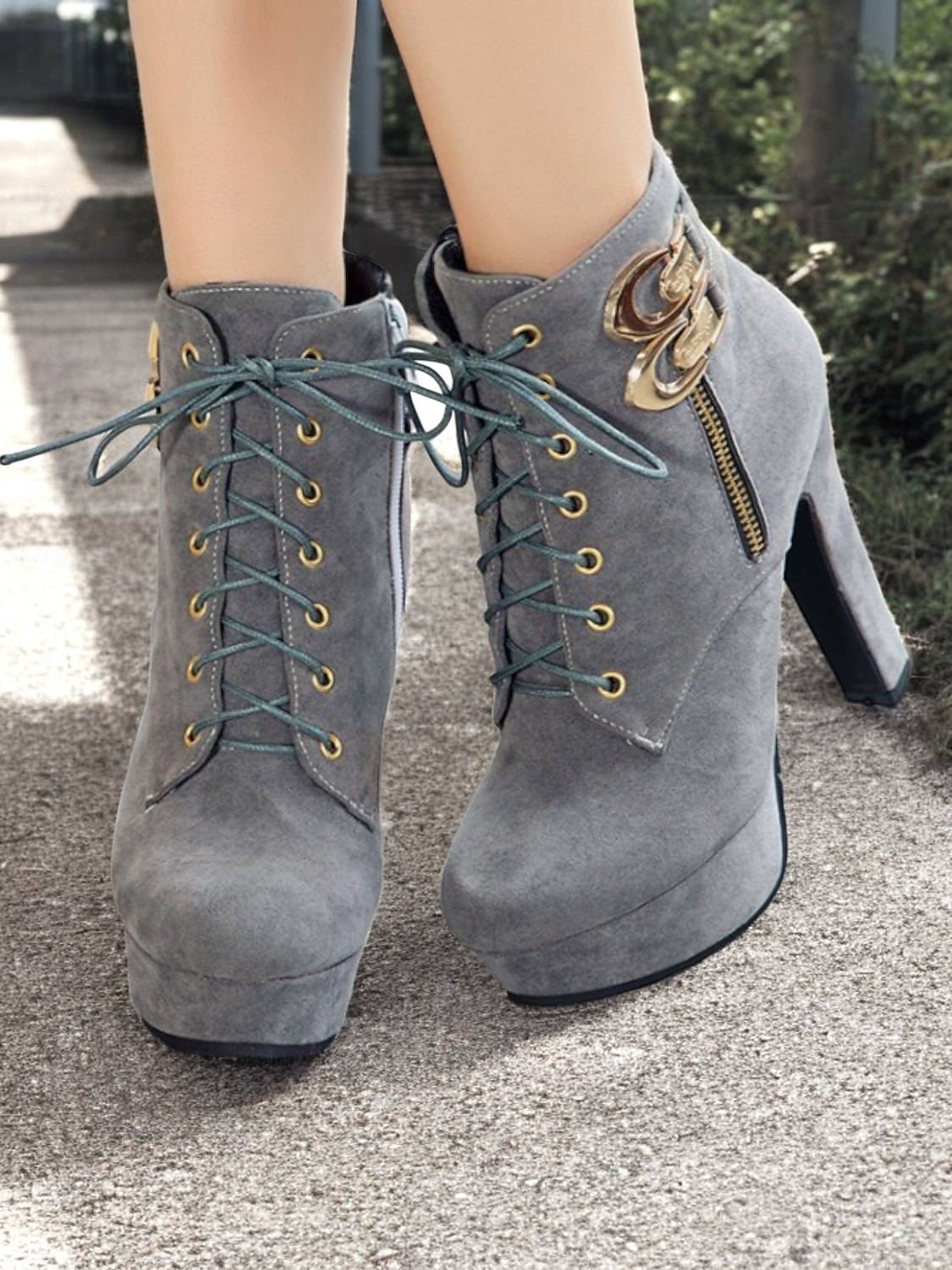 bottines en daim marron pour femmes - modèle à lacets avec boucle dorée et détails zippés, chaussures à talons hauts à plateforme pour des looks décontractés et de fête élégants de 2025 ? $46.99 –P4