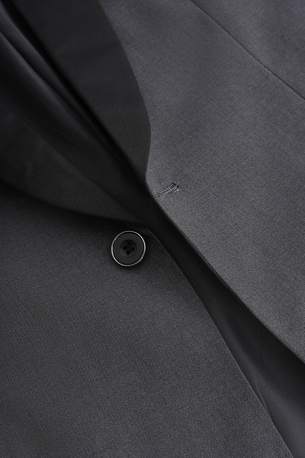 Costumes de mariage Prom pour hommes Noir Rouge Affaires Formelles Été Couleur Unie Ajustement Standard 3 Pièces Simple Boutonnage de 2025 ? $122.99 -P7