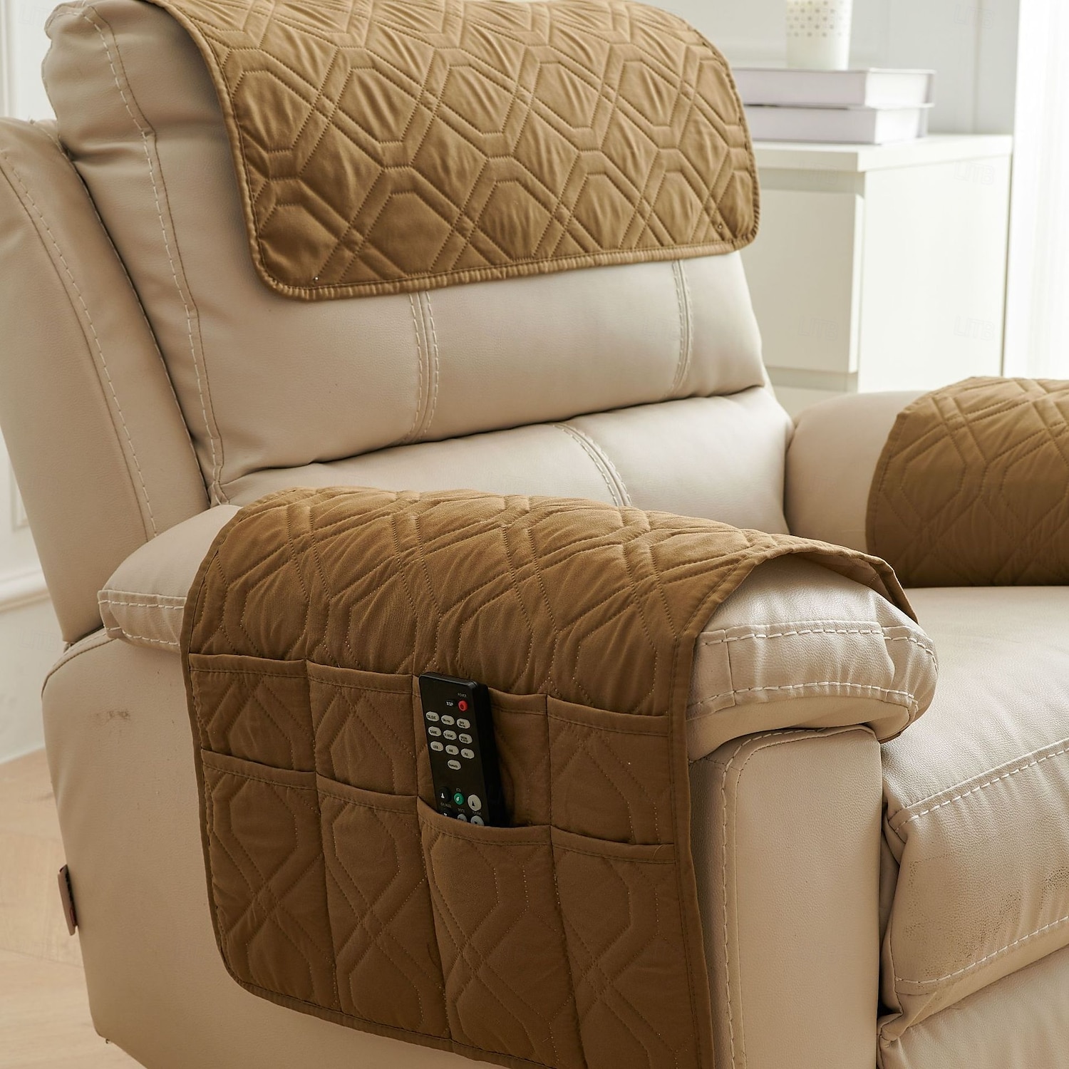 Housse d'accoudoir extensible et durable, housse de protection parfaite pour protéger et rafraîchir les accoudoirs d'un canapé, d'un canapé ou d'une chaise, ajoute du confort et prolonge la durée de de 2025 ? $47.99 –P11