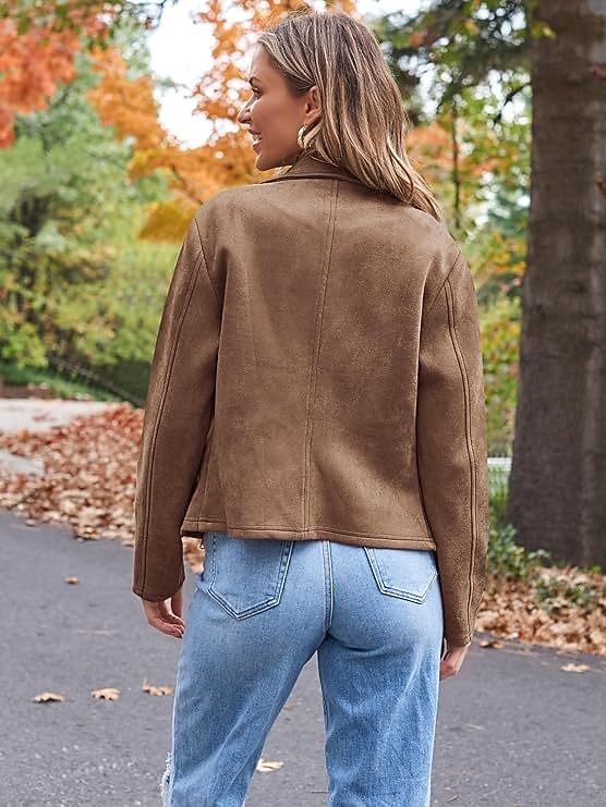 Femme Veste décontractée Chaud Confortable Zippé Décontractées Minimalisme Couleur unie Casual Quotidien fermeture Éclair Revers Standard manche longue Vêtements d'extérieur Noir Chameau Marron Hiver de 2025 ? $41.99 –P6