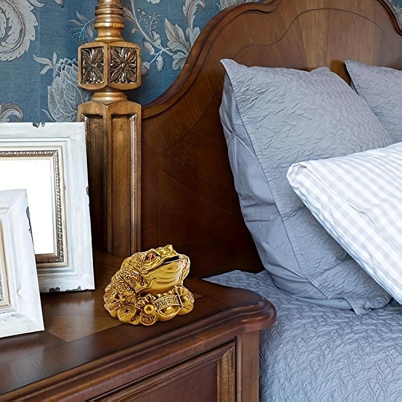 Feng-Shui-Statue eines Geldfrosches – zieht Reichtum an, bringt Glück, Reichtum und Wohlstand – ideale Dekoration für Zuhause, das Büro, zu Neujahr, zur Hauseinweihung und als Geschäftsgeschenk 2026 - $9.99 –P6