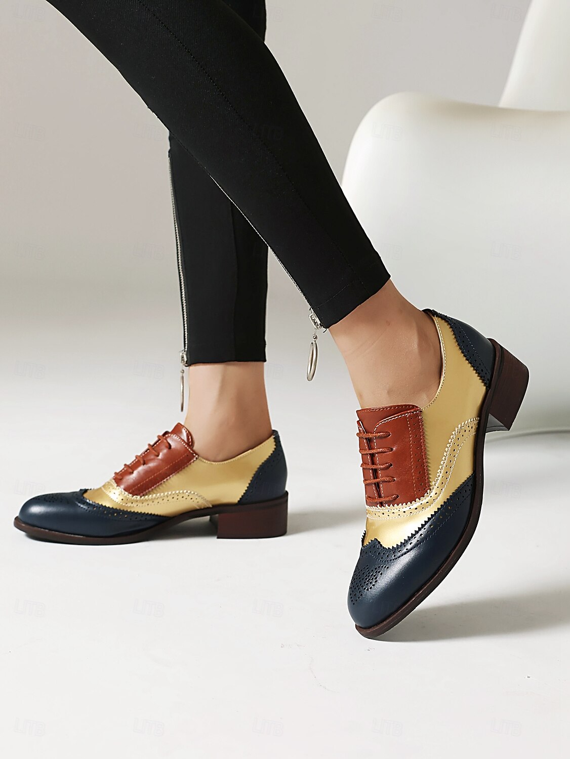 női háromszínű brogue oxford cipő szárnyvéggel és alacsony sarkú - vintage formális lábbeli irodába és különleges alkalmakra 2025 - $46.99 –P4