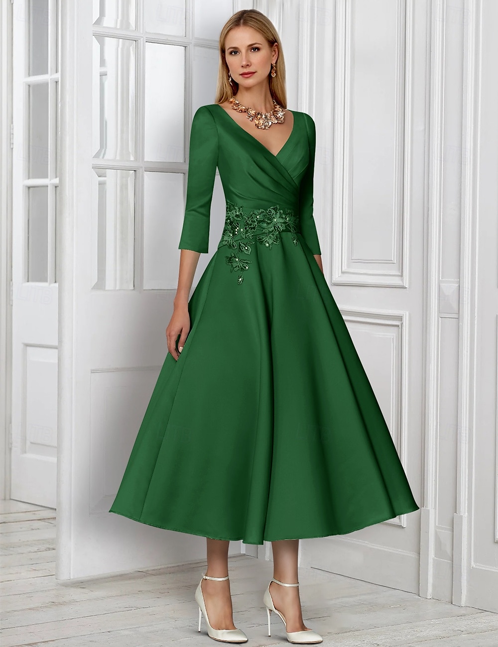 Abito A-Line Verde Navy Madre della Sposa Abito Elegante Semplice V Neck Lunghezza Caviglia Satin Manica 3/4 con Pizzo Arricciato Sequin Abito per il Giorno delle Corse del 2025 a $143.99 –P4