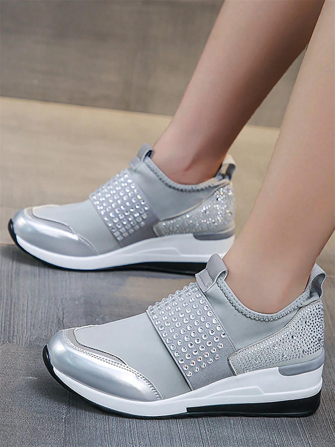 rhinestone slip-on plattformsneakers for kvinner – stilige fritidssko med piggpynt og komfortabel kilehæl 2025 - $42.99 –P5