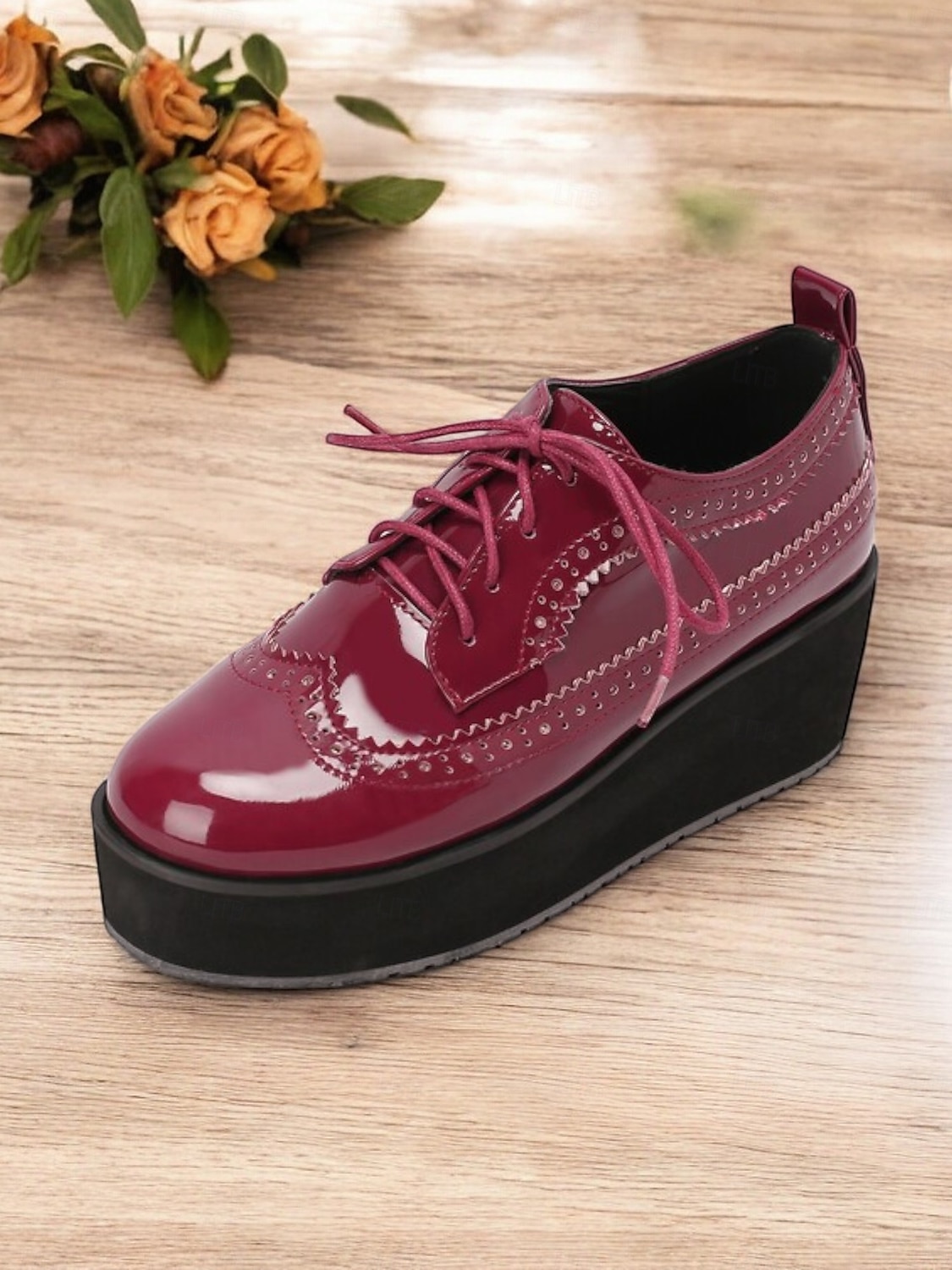 schwarz-weiße Damen-Brogue-Oxfords mit Plateausohle – Schnürschuhe aus Vintage-Lackleder mit dicker Sohle 2025 - $54.99 –P8