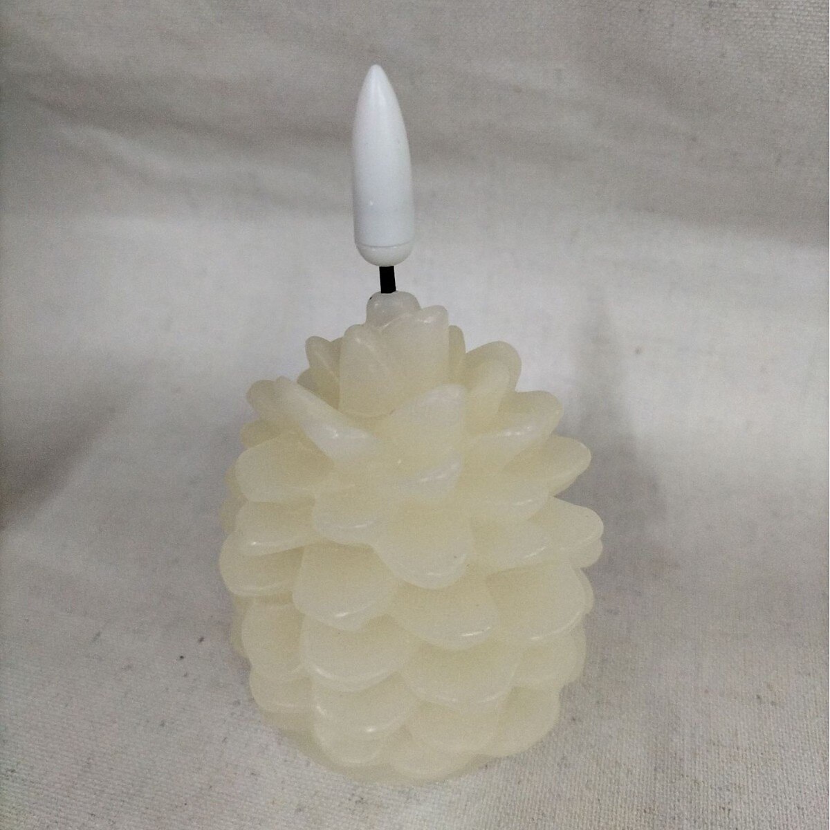 vlamloze dennenappelkaarsen licht kerstdecoratie led hoofd dennenappel elektronische kaarslamp thuis binnen scène lay-out lichten 2025 - $12.99 –P7
