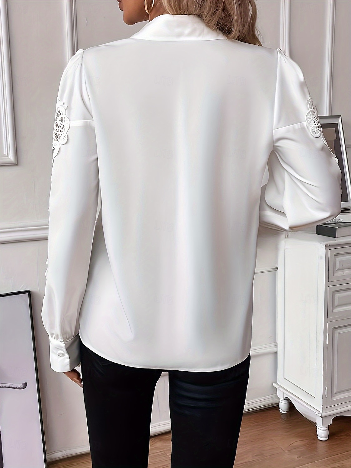 Per donna Camicia Blusa Tinta unica Essenziale Informale Manica lunga A V Top regolari Giornaliero Pizzo Collage Bottoni Bianco Autunno Inverno del 2025 a $24.99 –P3