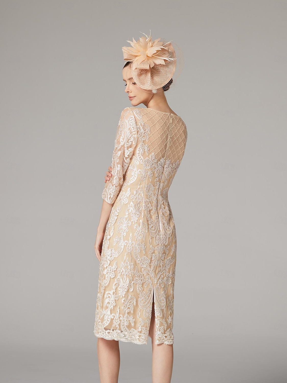 Abito a Due Pezzi Mother of the Bride Elegante Collo Gioiello Lunghezza al Ginocchio in Chiffon pizzo Maniche a Tre Quarti Inclusa la Giacca con Applicazioni in Perline Abito per la Giornata delle del 2025 a $192.99 –P6