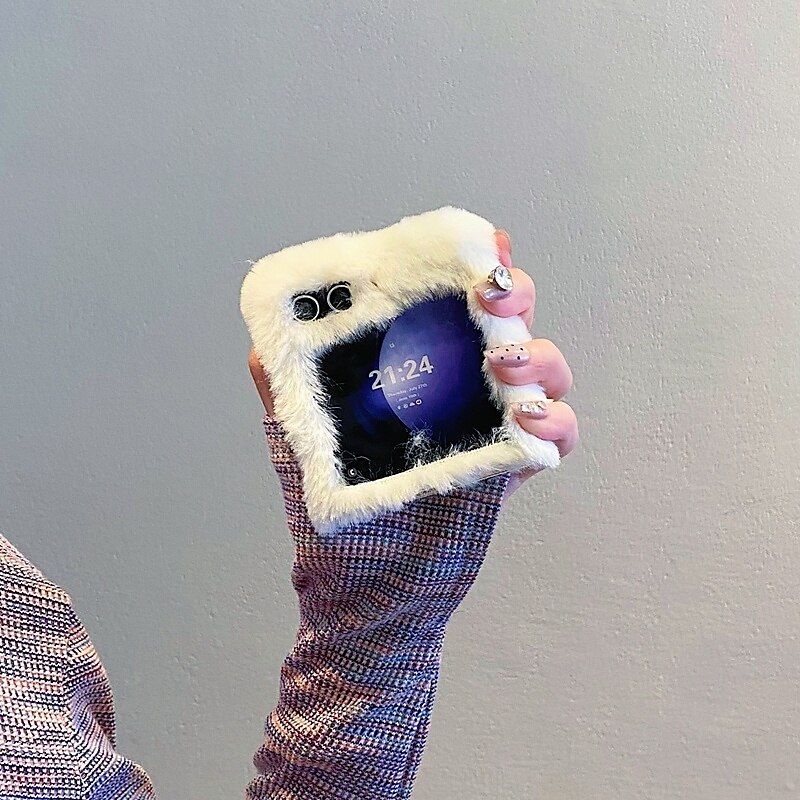 Phone Case For Z Flip 7 Z Flip 6 Z Flip 5 Z Flip 4 Z Flip 3 Back Cover Shockproof Retro Plush 2025 - $18.99 –P1