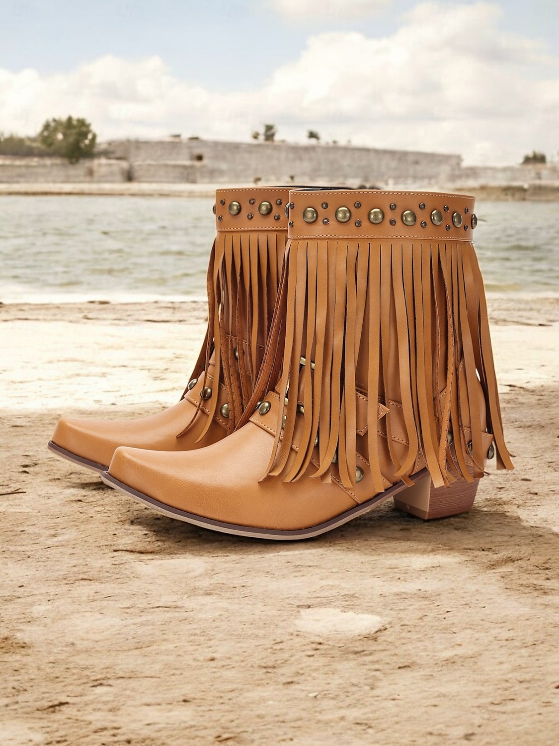 czarne botki damskie w stylu western z frędzlami i ćwiekami – modne obuwie inspirowane stylem boho na festiwale i na co dzień 2025 - $59.99 –P3