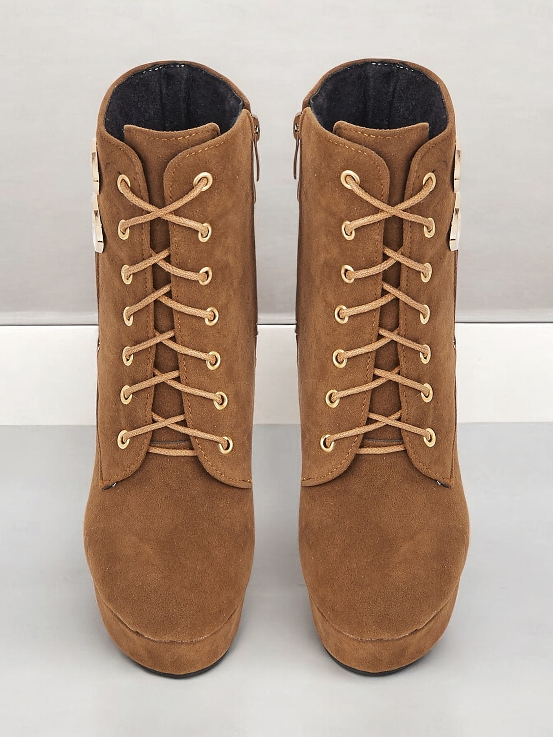 bottines en daim marron pour femmes - modèle à lacets avec boucle dorée et détails zippés, chaussures à talons hauts à plateforme pour des looks décontractés et de fête élégants de 2025 ? $46.99 –P10