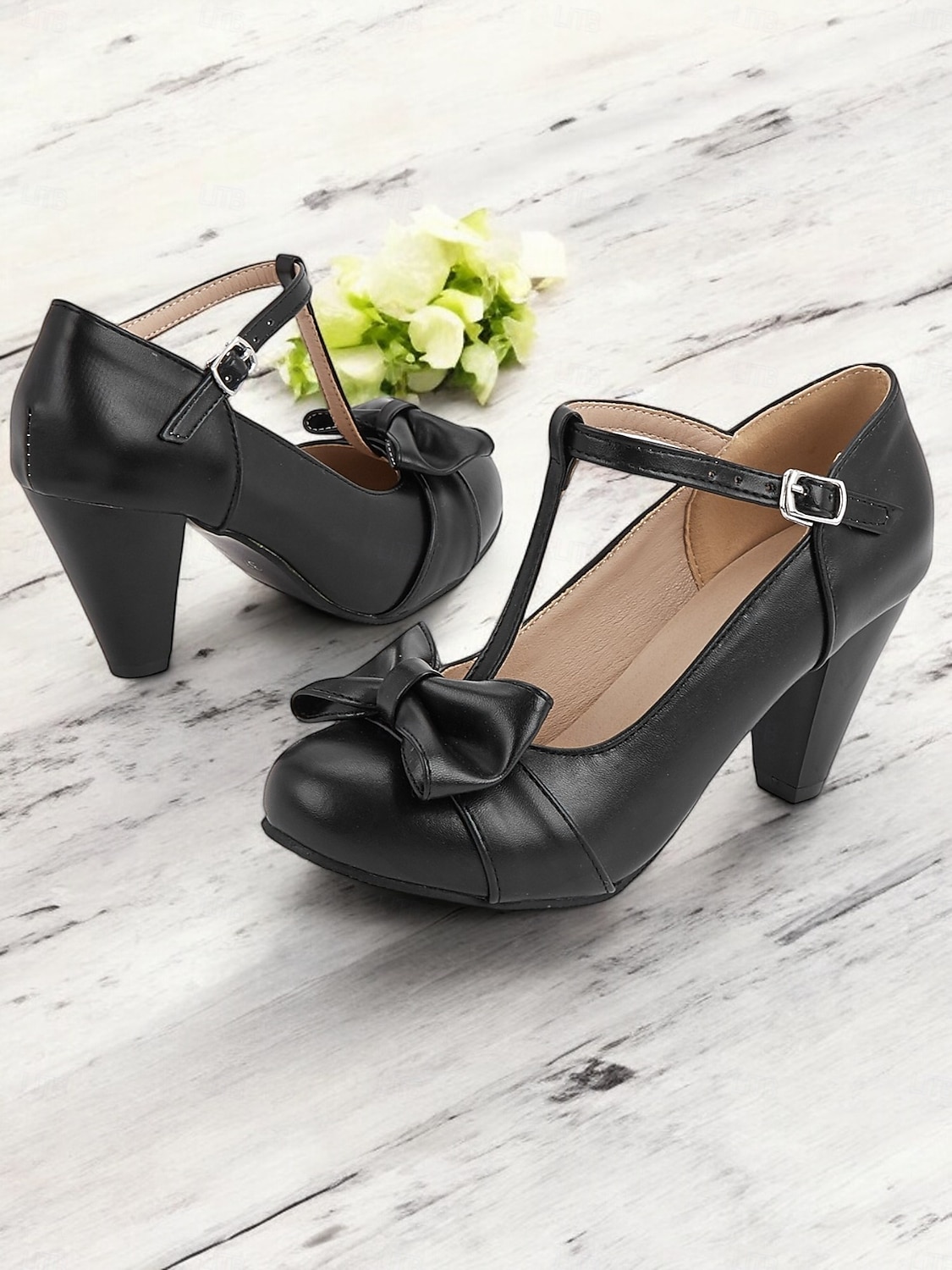 svarta t-bandklackar för kvinnor med rosettdetalj - vintageinspirerade chunky pumps för kontor, fester eller högtidliga tillfällen 2025 - €42.99 –P4