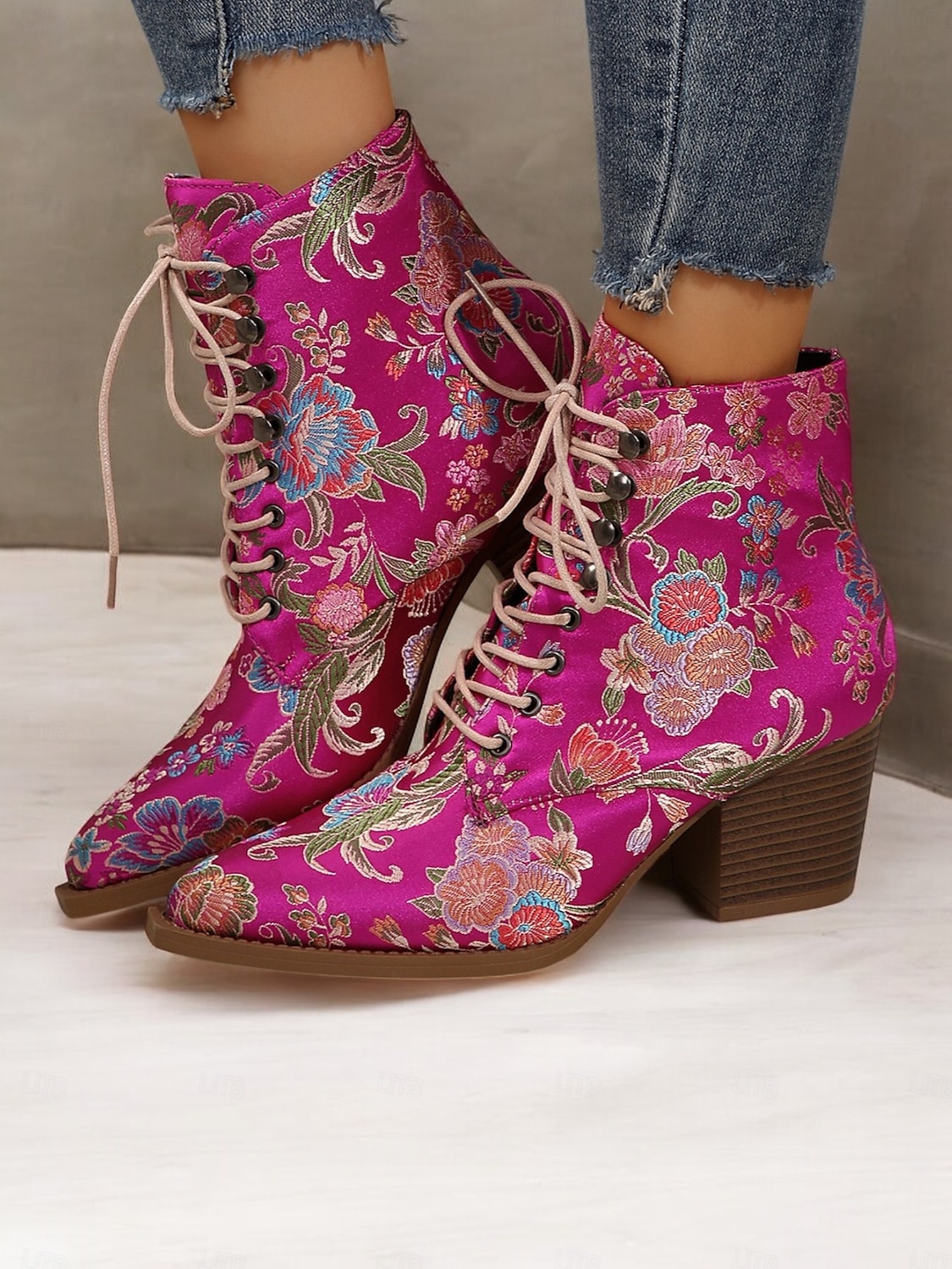 stivaletti allacciati con ricami floreali da donna - in raso rosa acceso con tacco spesso per outfit casual, da festa o boho-chic del 2025 a $54.99 –P4