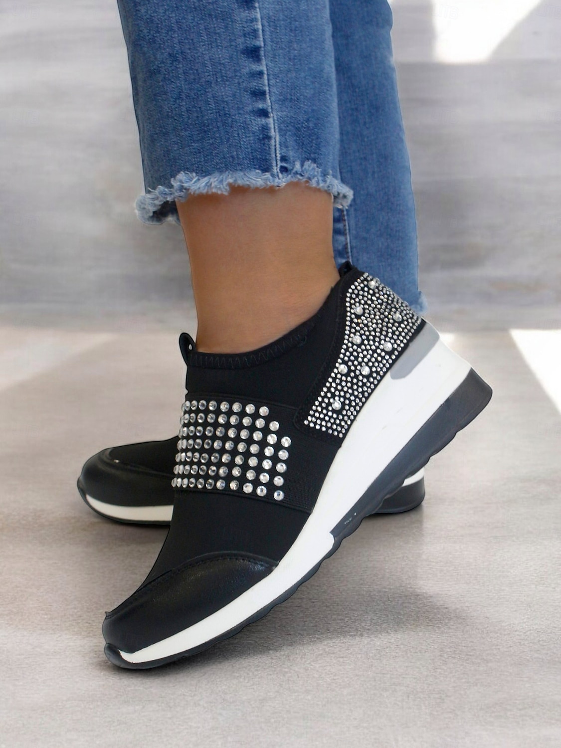 rhinestone slip-on plattformsneakers for kvinner – stilige fritidssko med piggpynt og komfortabel kilehæl 2025 - $42.99 –P1