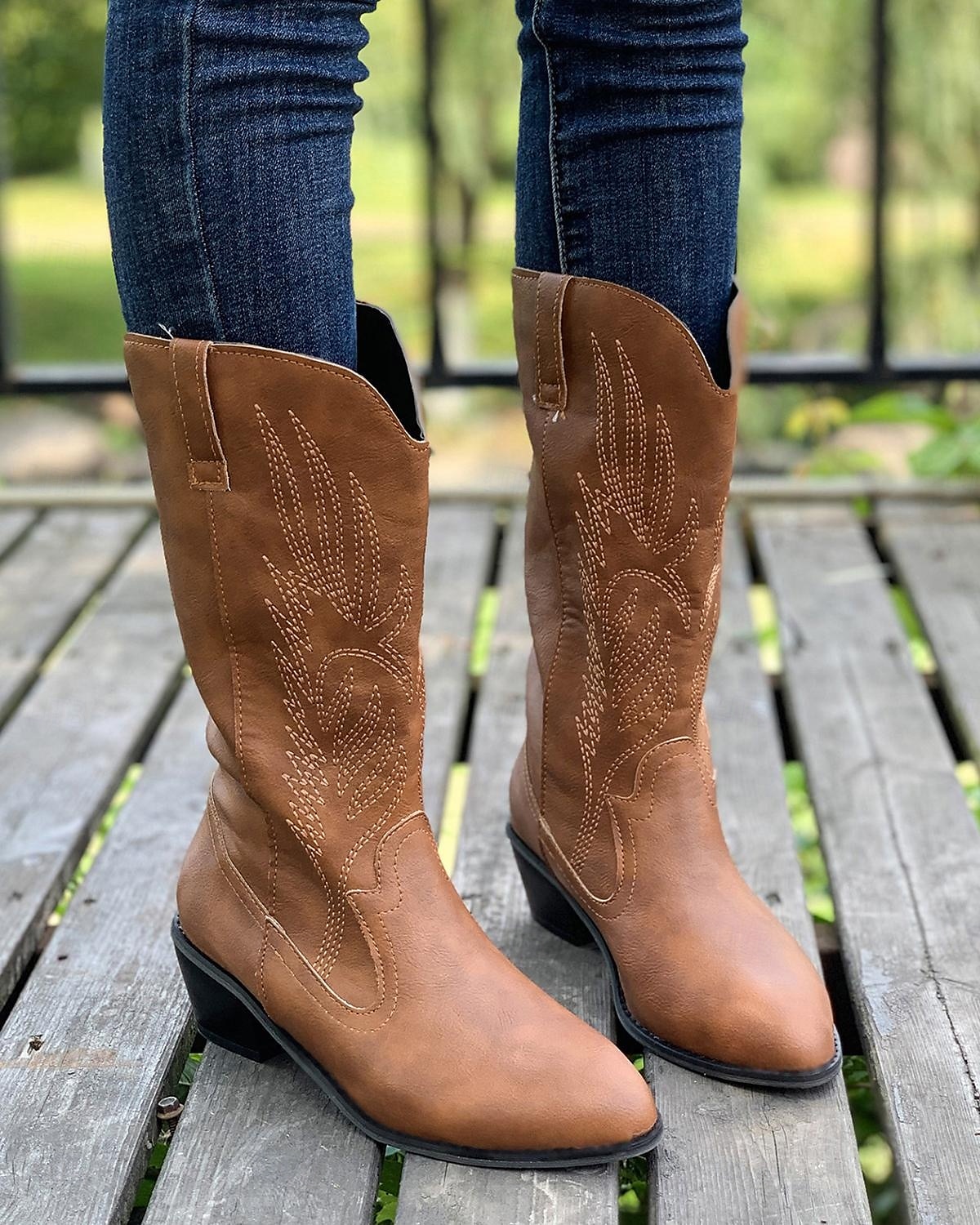 damskie kowbojskie buty w stylu western – klasyczne, sięgające do połowy łydki, brązowe, ze sztucznej skóry z haftowanym wzorem, idealne na co dzień, na festiwale i do strojów wiejskich 2025 - $42.99 –P3